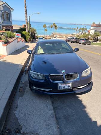 2011 BMW 335i Convertible — photo 1