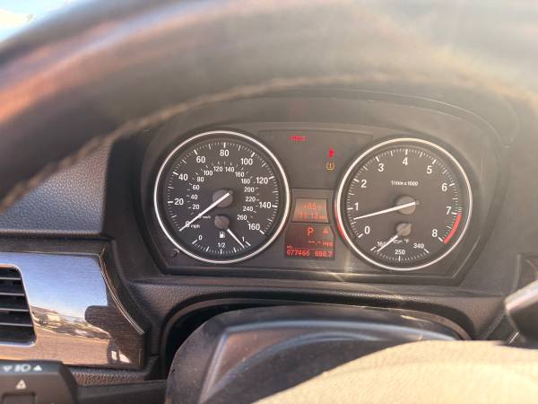 2011 BMW 335i Convertible — photo 6