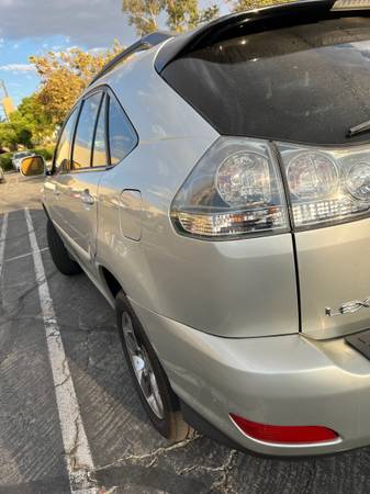 2004 Lexus RX 330 Base All-wheel Drive Automatic — photo 4
