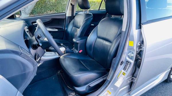 2011 Toyota Corolla S 4dr Sedan Manual — photo 7