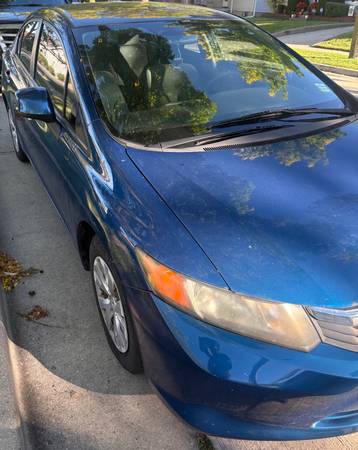 2012 Honda Civic DX 2dr Coupe Manual — photo 5