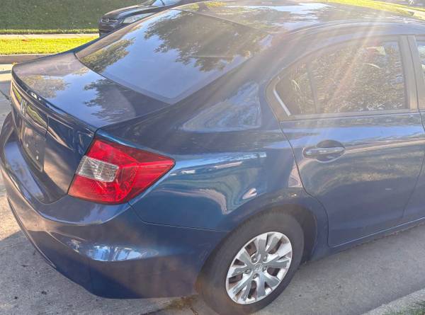 2012 Honda Civic DX 2dr Coupe Manual — photo 11