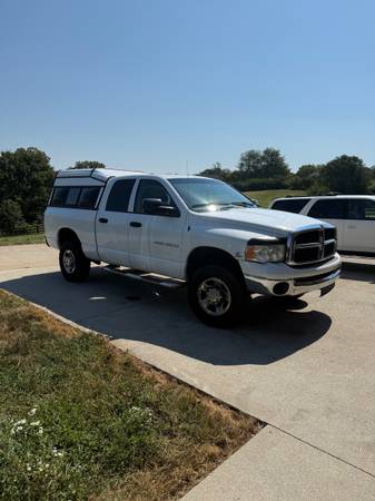 2004 Dodge RAM 2500 SLT 4x4 Quad Cab 140.5 in. WB Automatic — photo 5