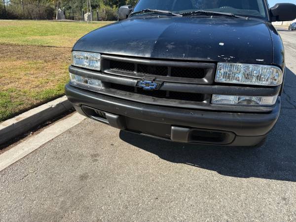 1999 Chevrolet S10 — photo 4