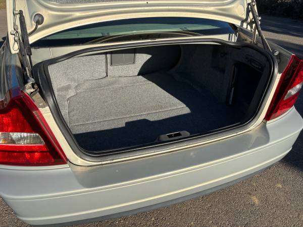 2002 Volvo S80 T6 4dr Sedan Automatic — photo 7