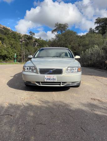 2002 Volvo S80 T6 4dr Sedan Automatic — photo 3