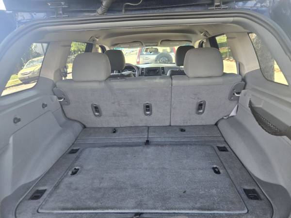 2005 Jeep Grand Cherokee Laredo 4dr 4x4 Automatic — photo 9