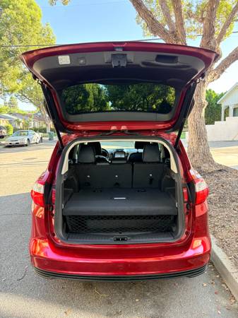 2016 Ford C-Max Energi SEL — photo 4