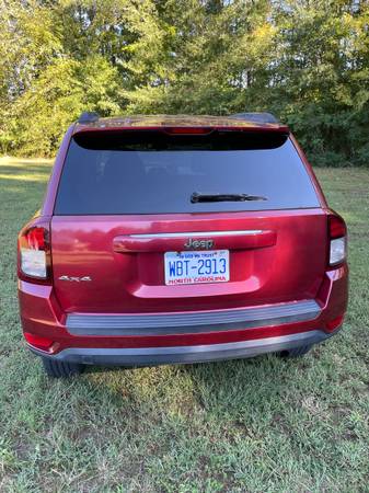 2014 Jeep Compass Sport 4dr 4x4 CVT — photo 3