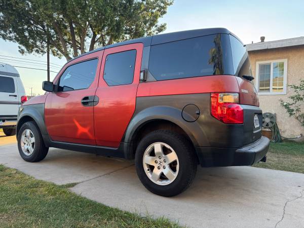 2004 Honda Element LX 4x4 Manual — photo 2