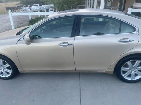2009 Lexus ES 350 Base 4dr Sedan Automatic — photo 3