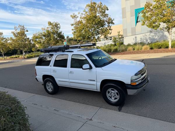 2004 Chevrolet Tahoe LT 4x2 Automatic — photo 3