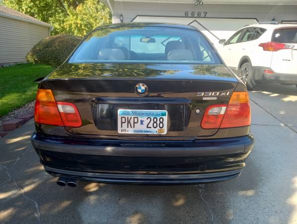 2001 BMW 330xi — photo 3