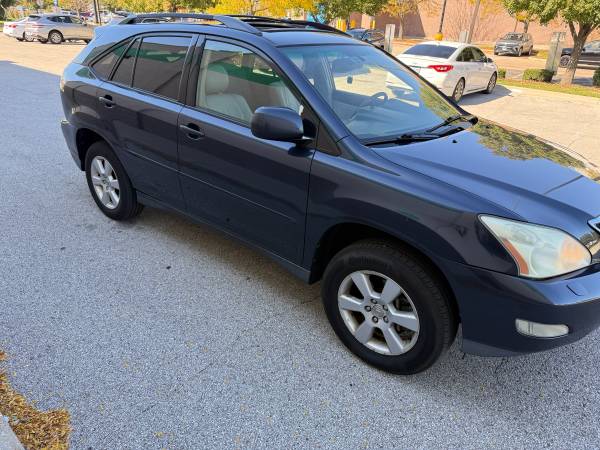 2004 Lexus RX 330 Base All-wheel Drive Automatic — photo 3