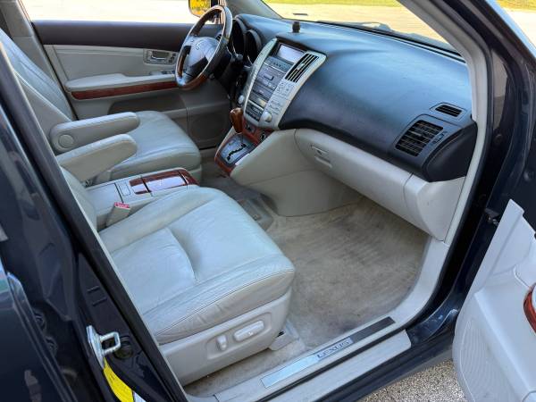 2004 Lexus RX 330 Base All-wheel Drive Automatic — photo 12