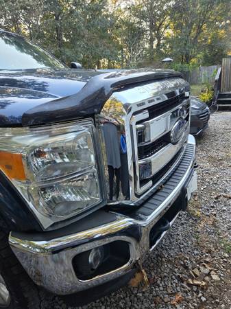 2013 Ford E 350 Super Duty XL Wagon Automatic — photo 11