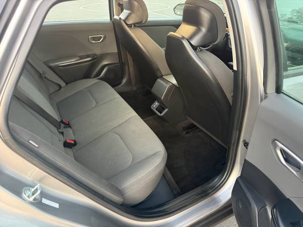 2025 KIA K4 LXS — photo 10