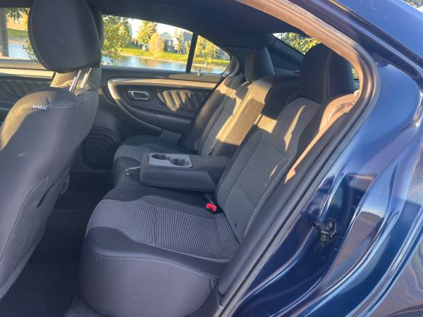 2016 Ford Taurus SEL 4dr All-wheel Drive Sedan Automatic — photo 11
