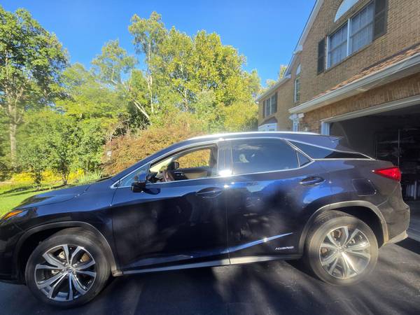 2019 Lexus RX 450h Base 4dr All-wheel Drive CVT — photo 3