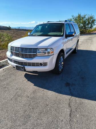 2009 Lincoln Navigator L Base 4dr 4x2 Automatic — photo 2