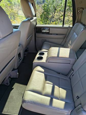 2009 Lincoln Navigator L Base 4dr 4x2 Automatic — photo 7