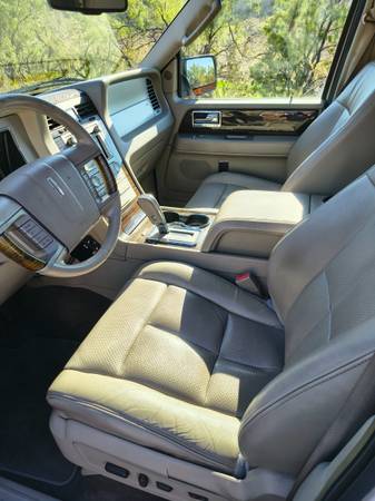 2009 Lincoln Navigator L Base 4dr 4x2 Automatic — photo 8