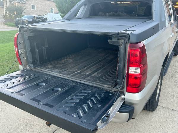 2007 Chevrolet Avalanche 1500 LS 4x4 Automatic — photo 9