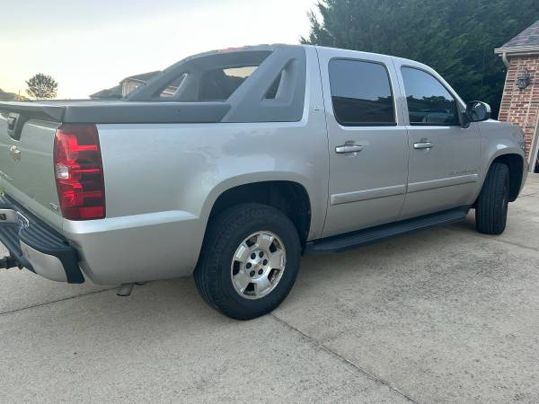 2007 Chevrolet Avalanche 1500 LS 4x4 Automatic — photo 2