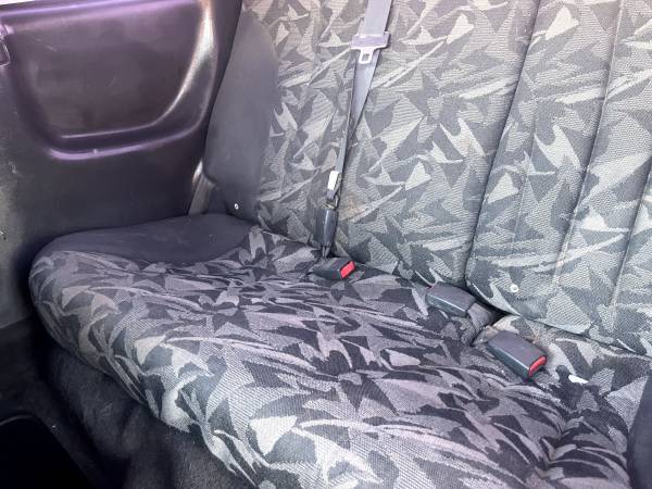 2003 Pontiac Sunfire Base 2dr Coupe Manual — photo 6