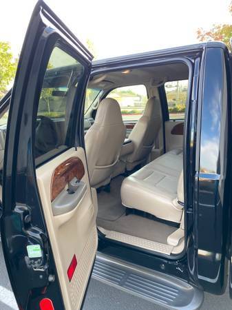 2001 Ford F 250 Lariat 4x4 SD Crew Cab 172.4 in. WB HD Manual — photo 12