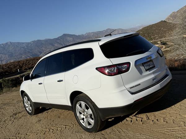 2017 Chevrolet Traverse Premier Front-wheel Drive Automatic — photo 5