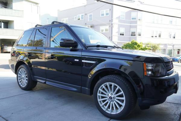 2013 Land Rover Range Rover Sport HSE 4dr 4x4 Automatic — photo 8