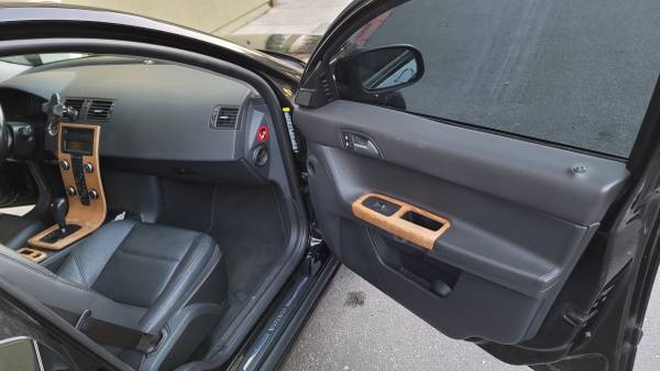 2009 Volvo V50 2.4i 4dr Front-wheel Drive Wagon Automatic — photo 9