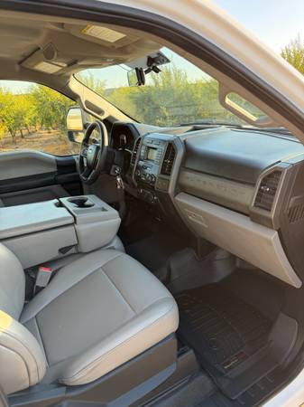 2017 Ford F550 Crane — photo 10