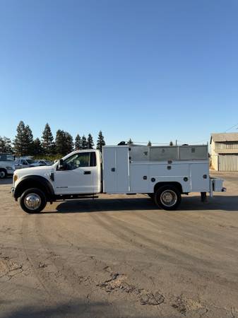 2017 Ford F550 Crane — photo 3