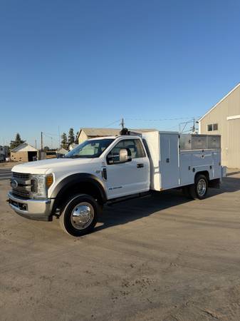 2017 Ford F550 Crane — photo 2