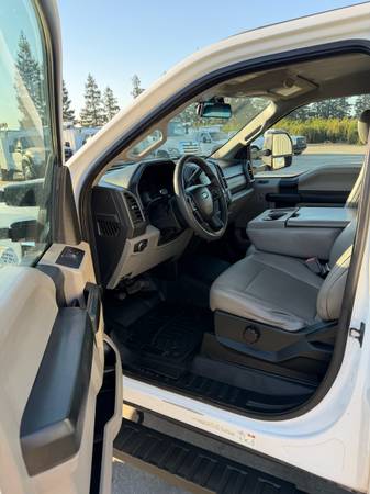 2017 Ford F550 Crane — photo 7