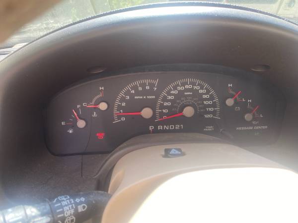 2004 Ford Expedition XLS 4x2 Automatic — photo 10
