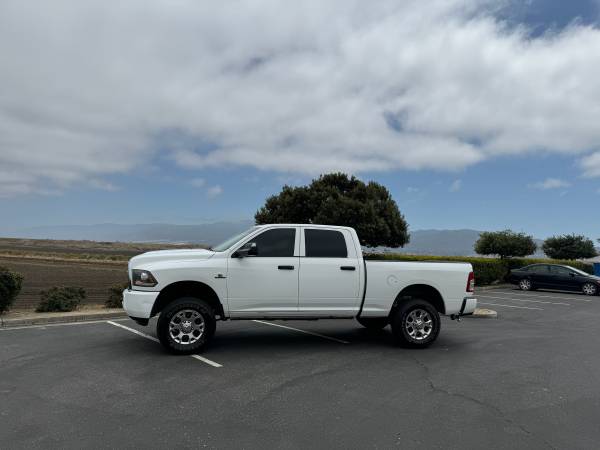 2013 RAM 2500 SLT 4x2 Crew Cab 149 in. WB Automatic — photo 1