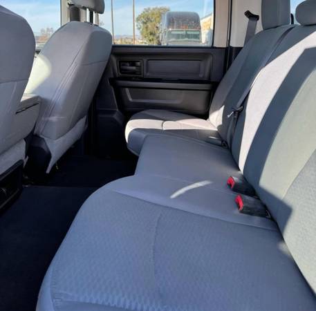 2013 RAM 2500 SLT 4x2 Crew Cab 149 in. WB Automatic — photo 7