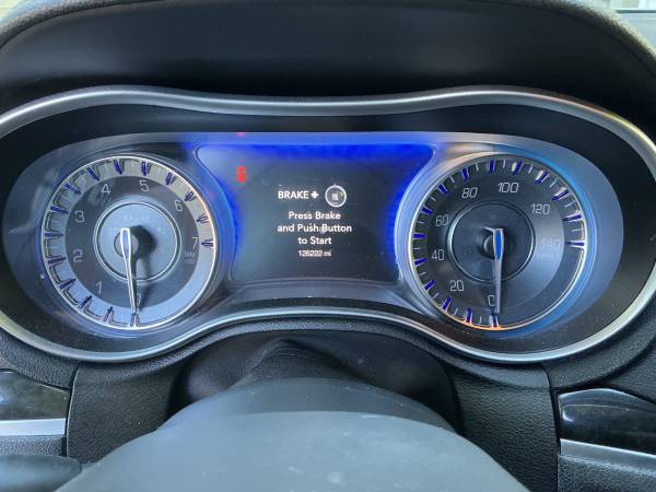 2017 Chrysler 300c Base 4dr All-wheel Drive Sedan Automatic — photo 7