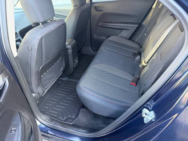 2016 Chevrolet Equinox LT — photo 12