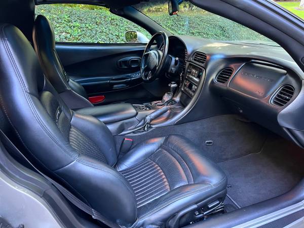 2000 Chevrolet Corvette Base 2dr Coupe Manual — photo 4