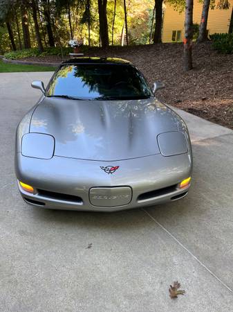 2000 Chevrolet Corvette Base 2dr Coupe Manual — photo 3