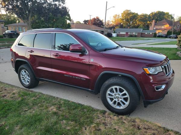 2020 Jeep Grand Cherokee Laredo — photo 2