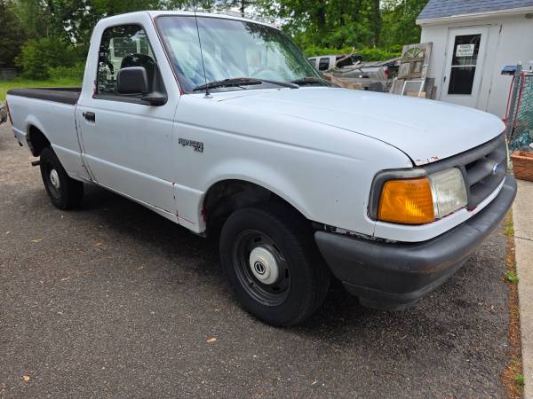 1996 Ford Ranger XL 2dr Standard Cab SB — photo 1