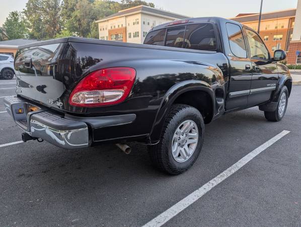 2003 Toyota Tundra Limited V8 4dr 4x4 Access Cab Stepside 6.3 ft. box Automatic — photo 2