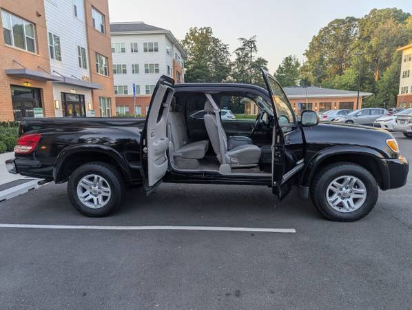 2003 Toyota Tundra Limited V8 4dr 4x4 Access Cab Stepside 6.3 ft. box Automatic — photo 12