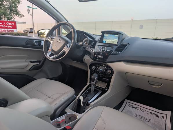 2017 Ford Festiva Titanium — photo 8