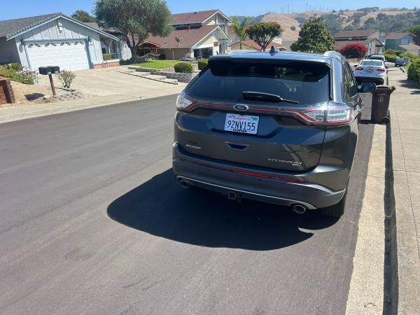 2015 Ford Edge Titanium 4dr Front-wheel Drive Automatic — photo 4